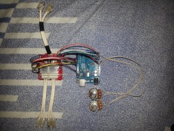 moster y arduino.jpg